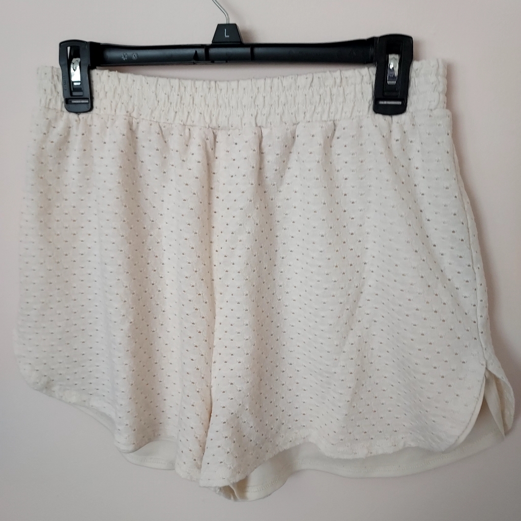 Wild Fable Cream Eyelette Lined Shorts Medium Casual Comfy Loungewear